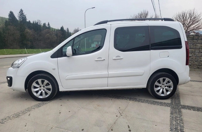 Peugeot Partner cena 46999 przebieg: 163610, rok produkcji 2019 z Chęciny małe 191